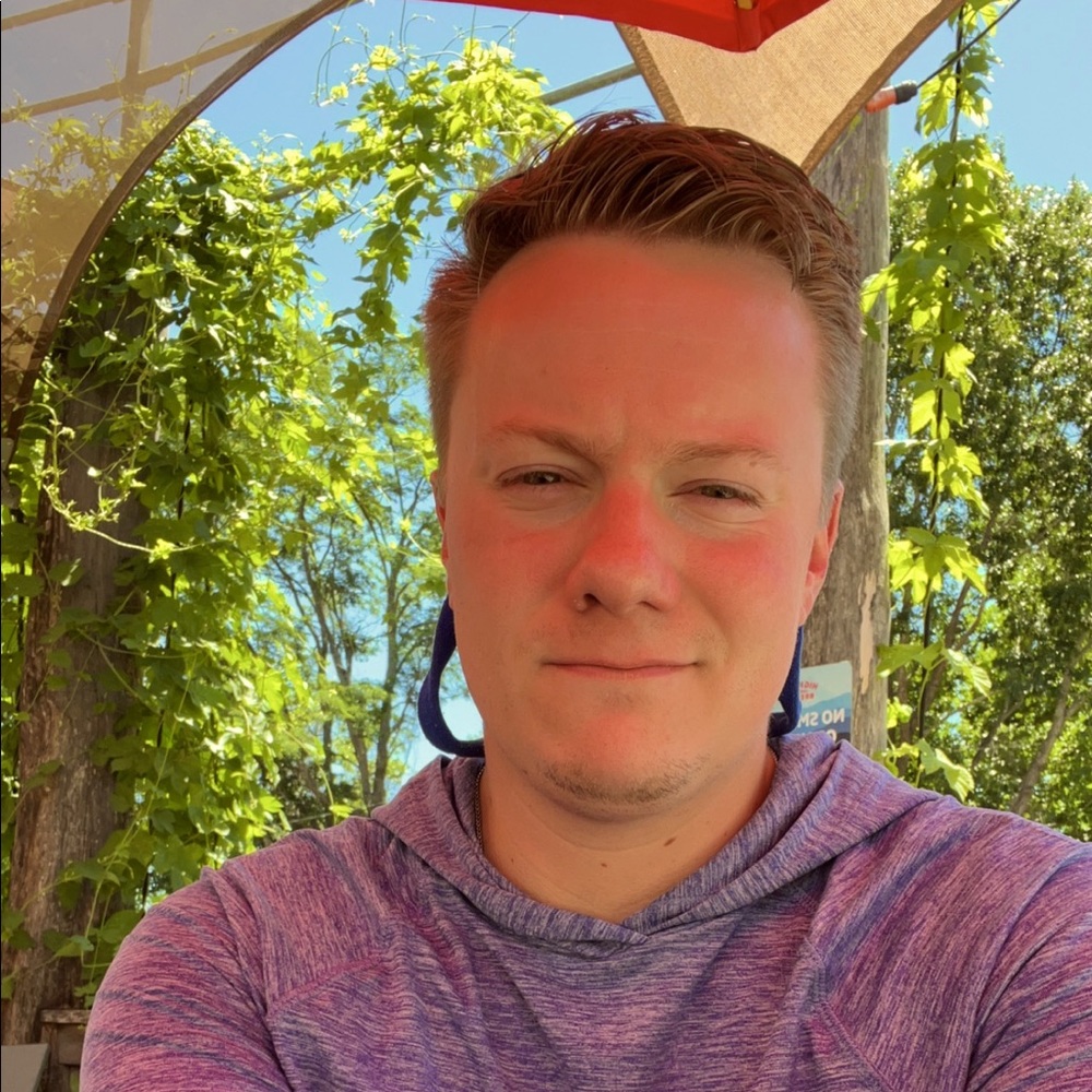 Meet your Posher, Taylor